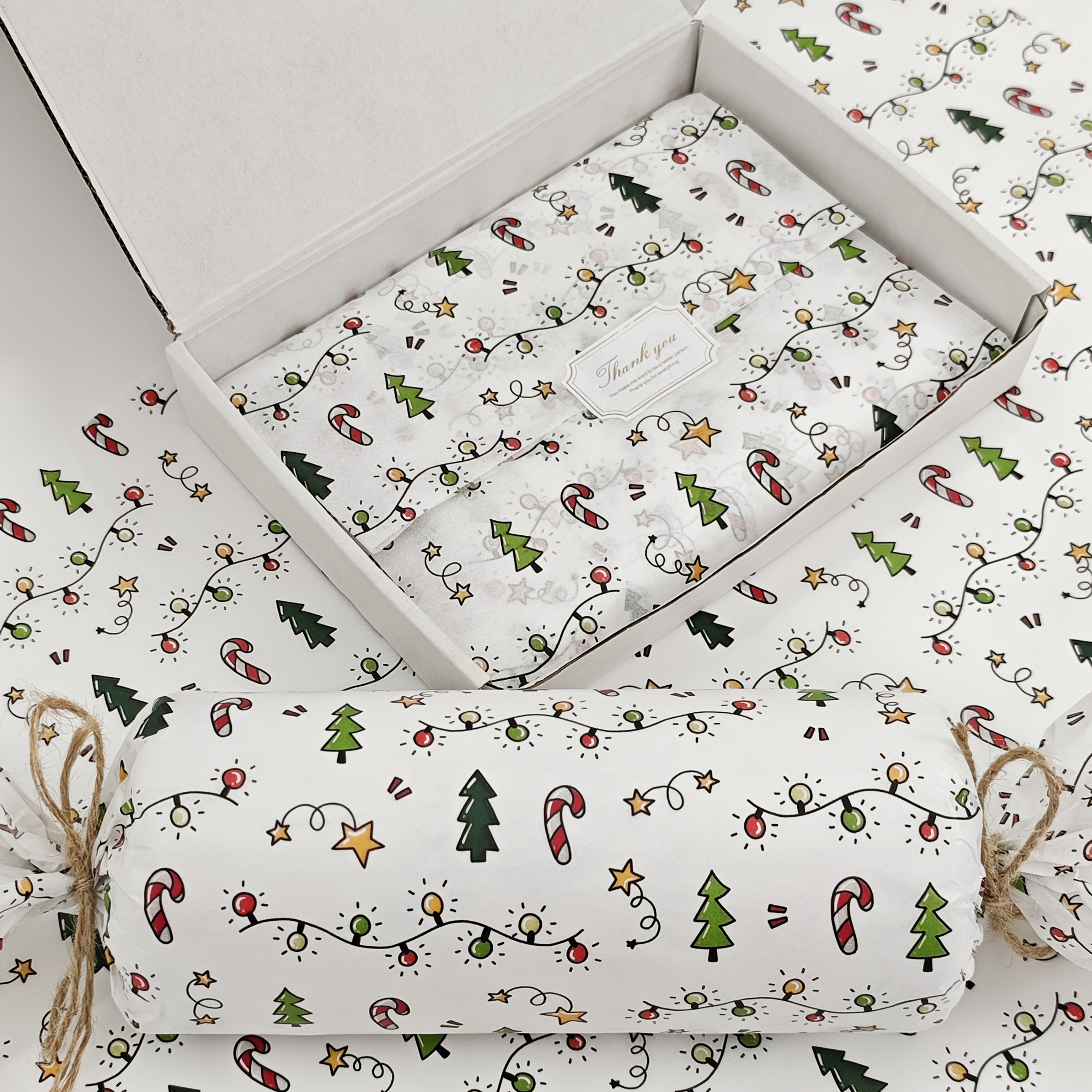 Pattern Tissue Paper - 10/20 Sheets of Christmas Lantern Pattern