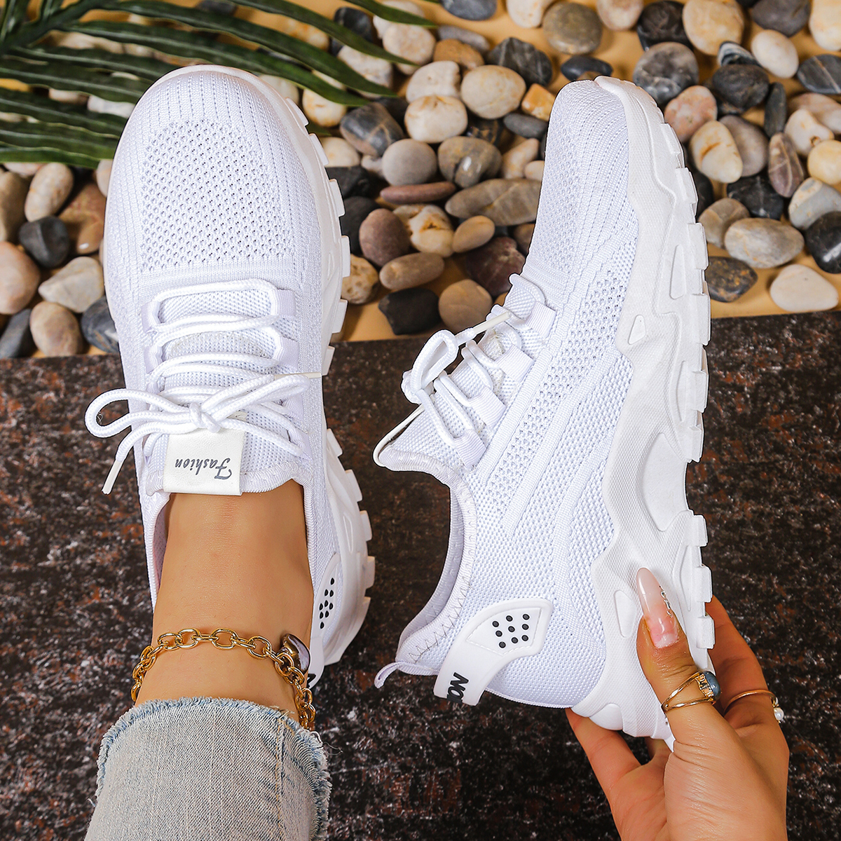 Women's sports shoes 2026，Brea - Sewing Cloth ulasan dan harga